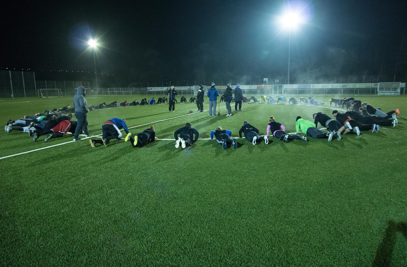 Stampers auf neuem Terrain und Football meets Sweet Karma Yoga