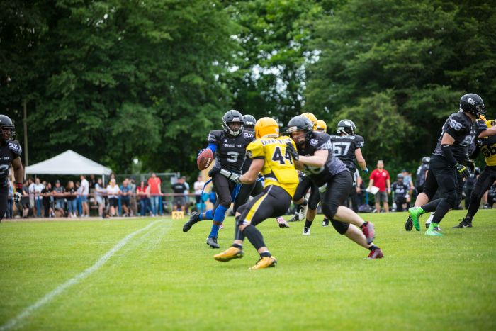 Dreimal Football am Wochenende: Herren mit Sieg gegen Frankfurt!